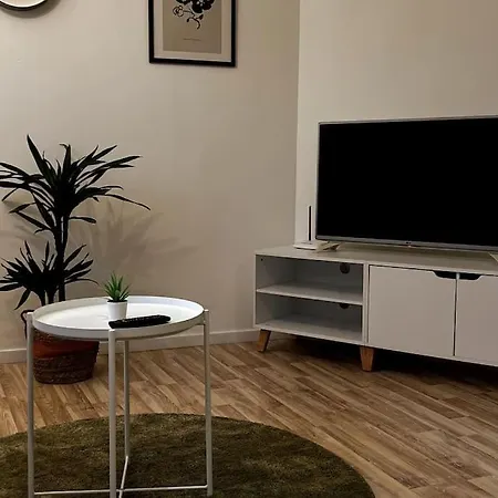 Zentrale Mit Balkon Daire Gerolstein